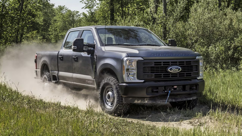 Ford F-Series Super Duty driving off road