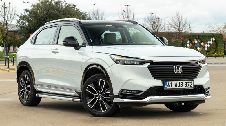 A white Honda HR-V