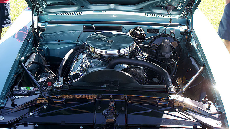 Pontiac Firebird 400 engine