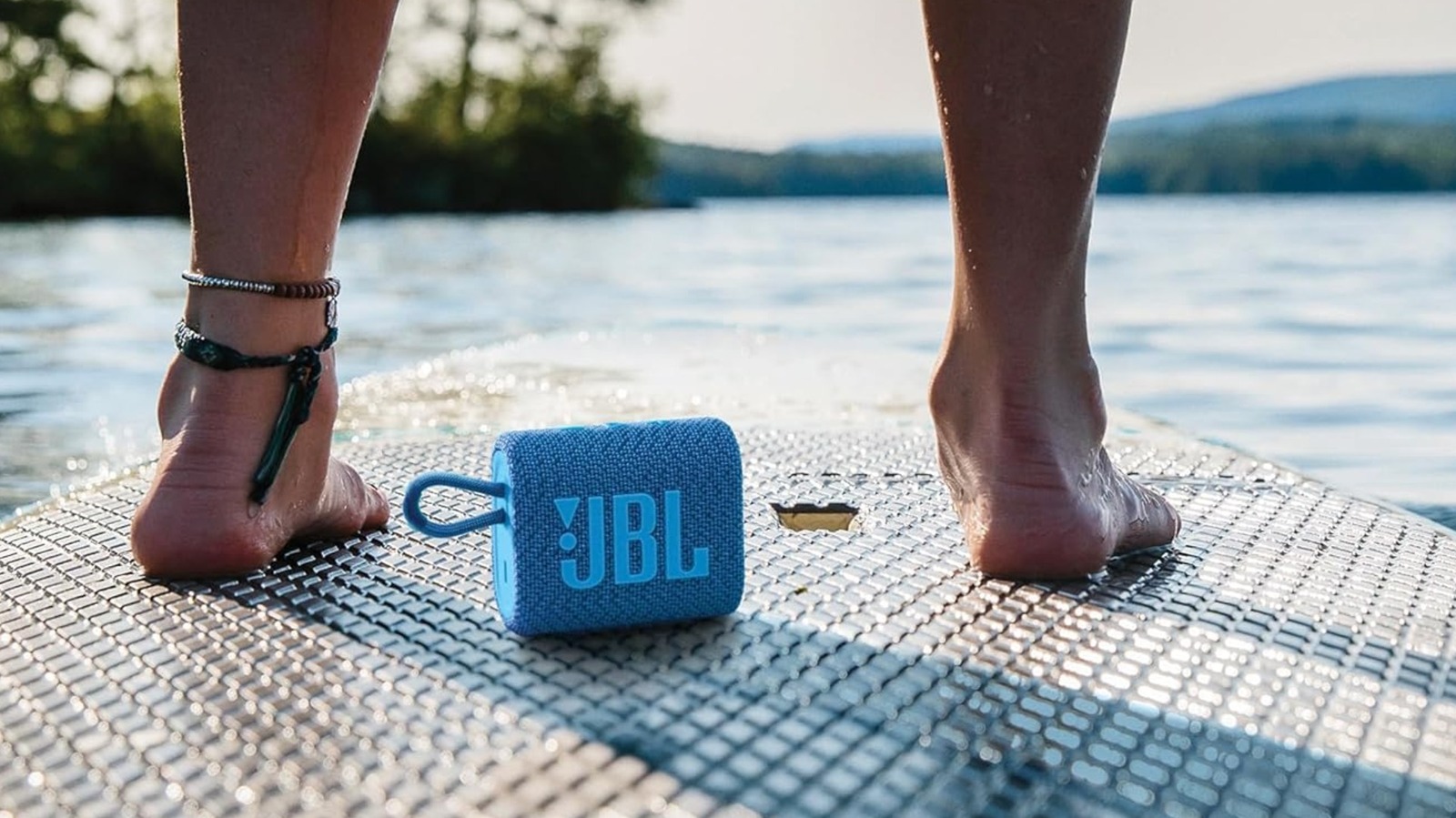 5 Of The Most Useful Gadgets Every Beach Lover Will Want This Summer