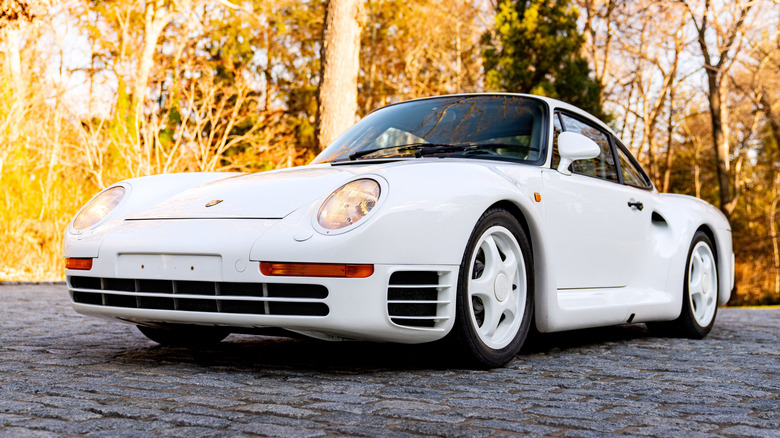 1988 Porsche 959 Sport with woodland backdrop