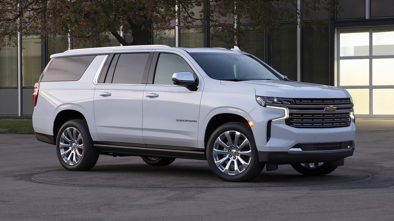 Chevy Suburban front 3/4