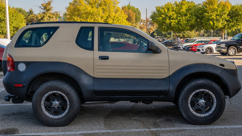 An Isuzu VehiCross