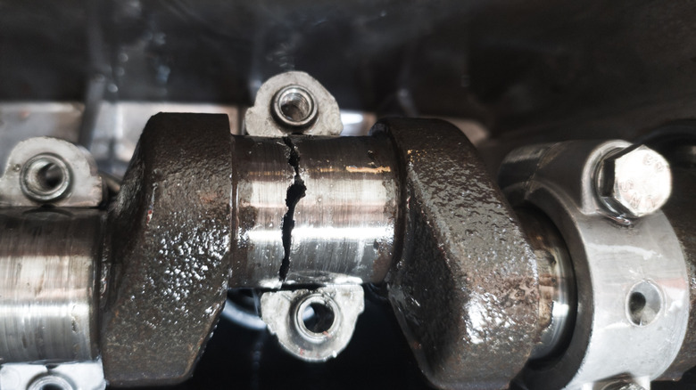 Close-up of a fractured crankshaft.