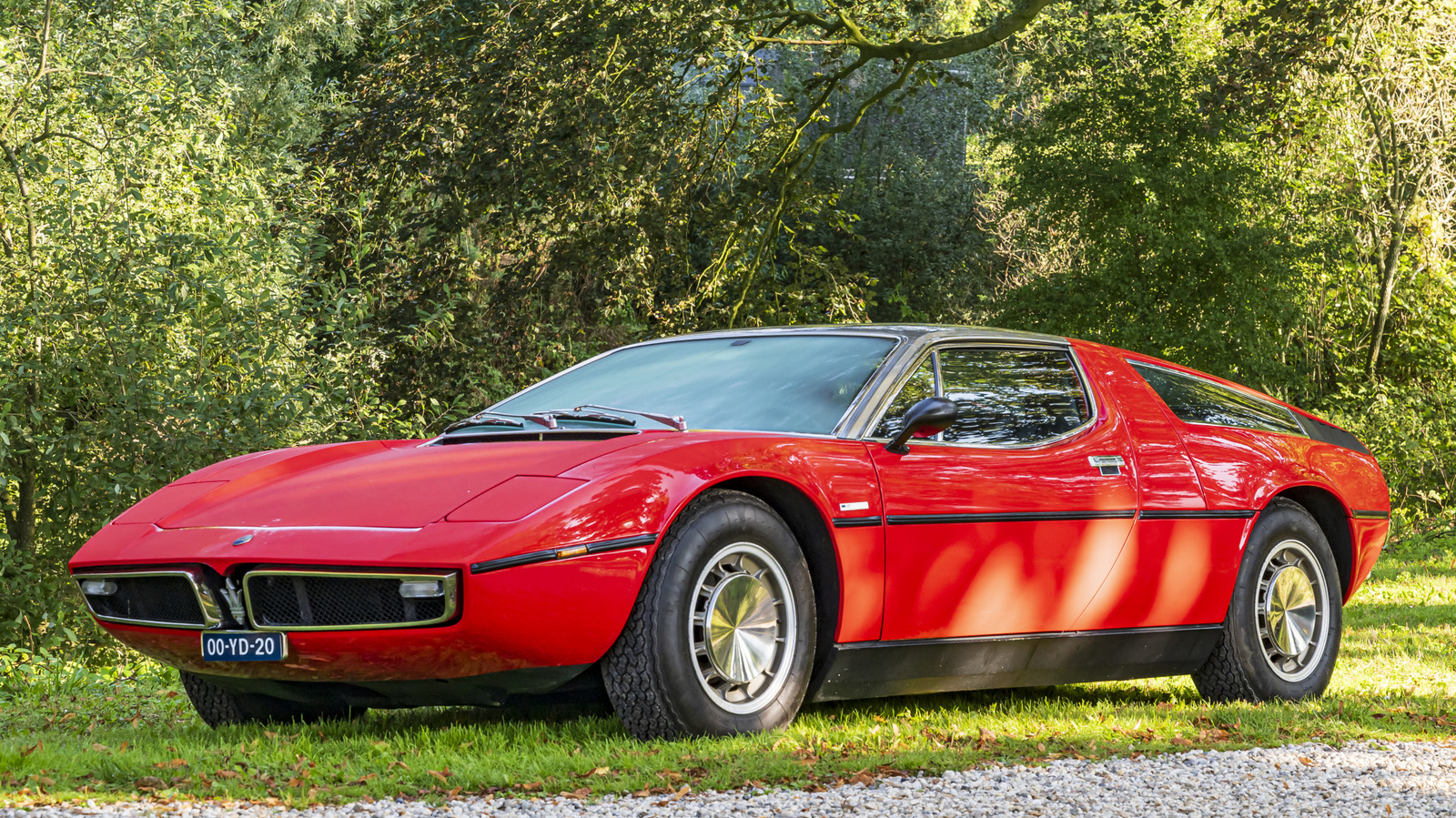 5 Out-Of-Sight Supercars From The 1970s