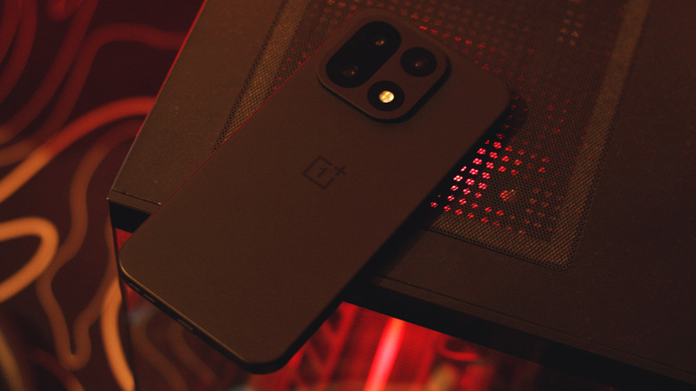 OnePlus 15 on a PC cabinet