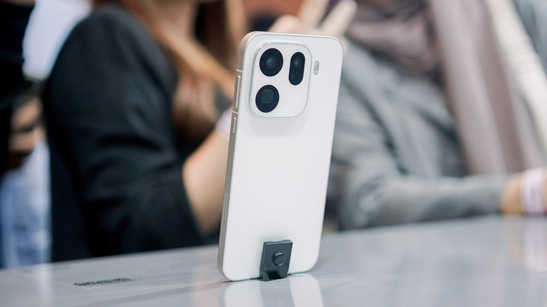 Oppo Find X9 Pro on display in a store