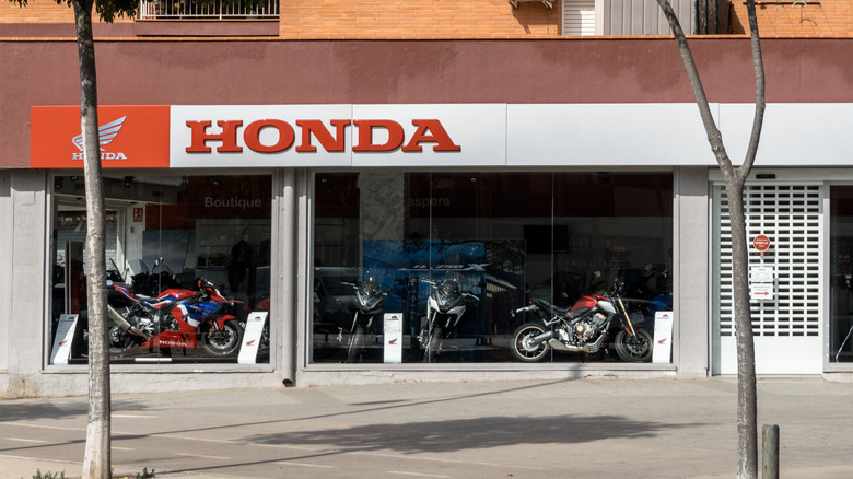 Honda motorcycle dealership