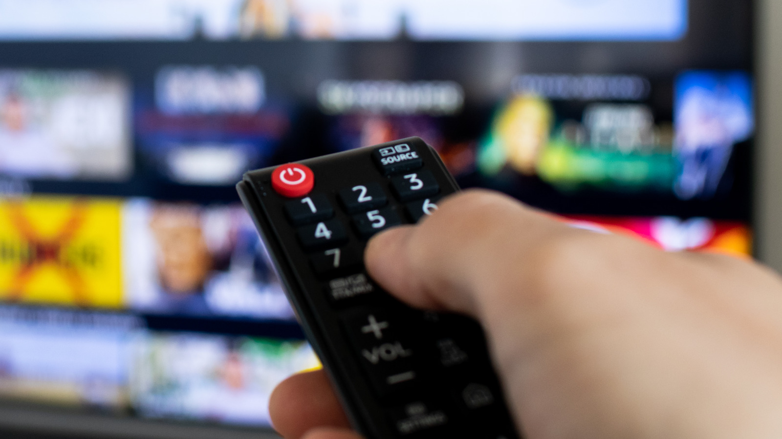 5 Reasons Smart TVs Aren't All They're Cracked Up To Be