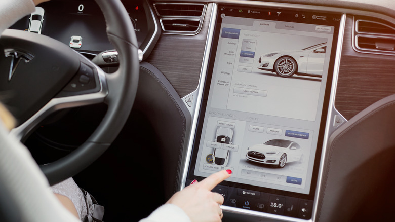 Tesla touch screen
