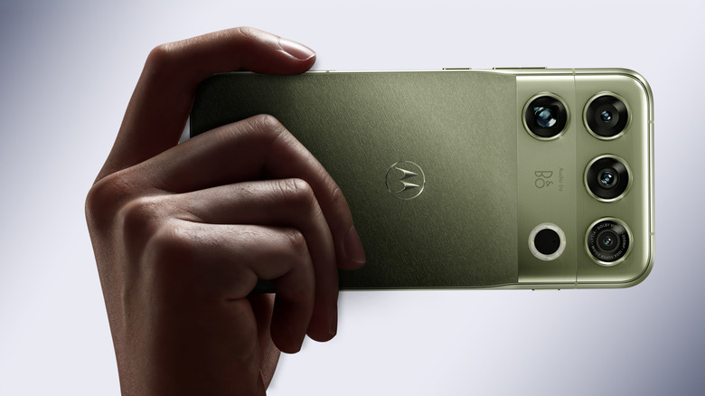 Person taking an image with the Motorola Signature 27
