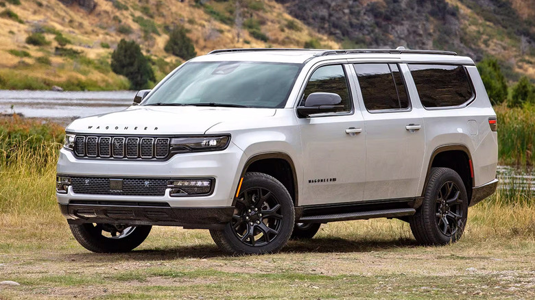 A white 2025 Jeep Wagoneer parked