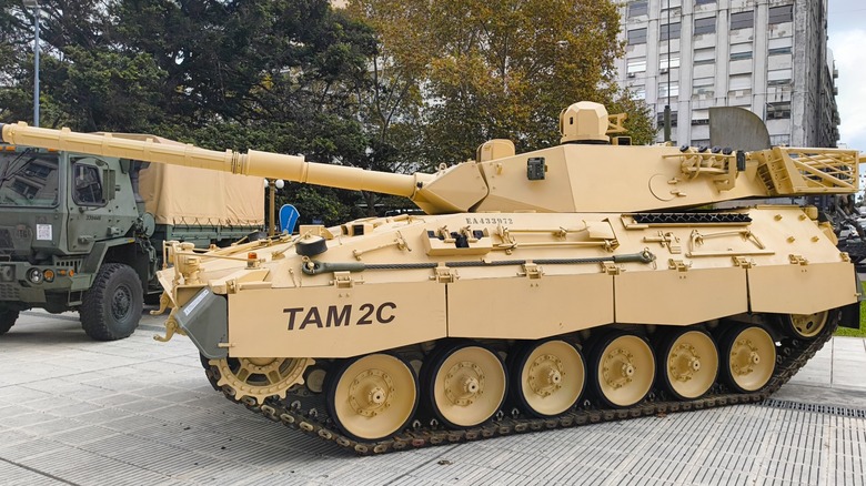 A Tanque Argentino Mediano (TAM) on display at the Expo Ejército 2025