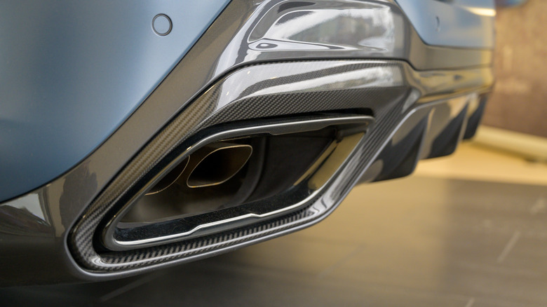 BMW 8 series exhaust tip