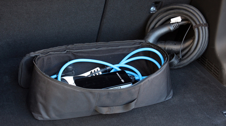 Charging accessories for Hyundai Kona inside a car