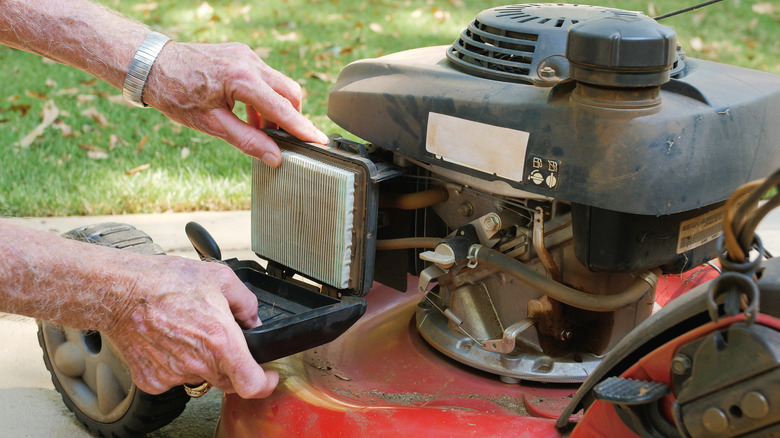 replacing air filter on mower
