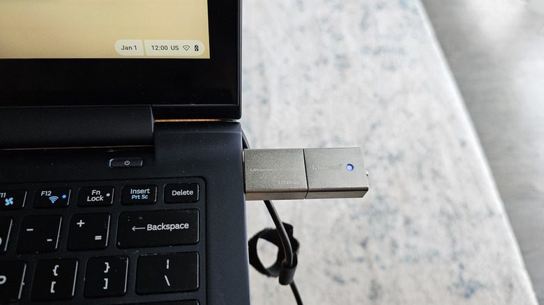 Kingston USB drive plugged into Chromebook
