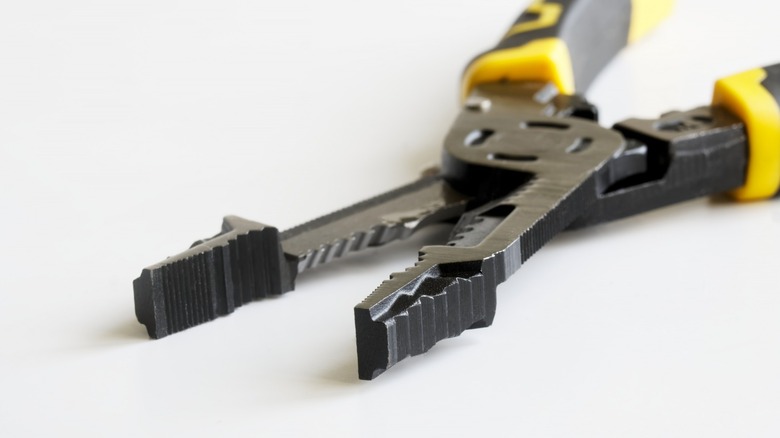 wire strippers with plier tips