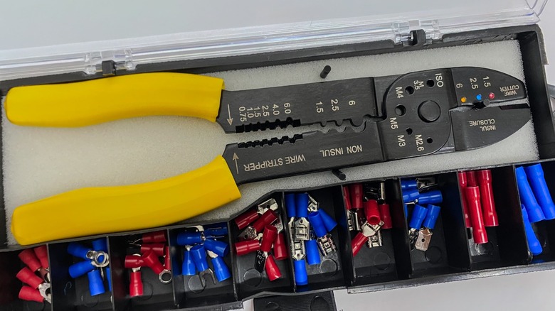 wire strippers with crimpers and crimp connectors