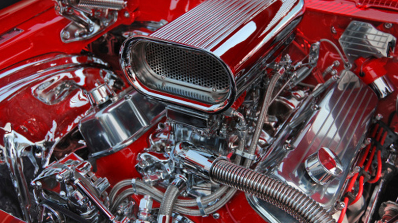 Close up of a V8 engine of a classic car