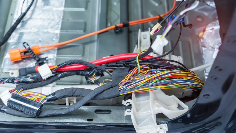 ECU and wiring harness