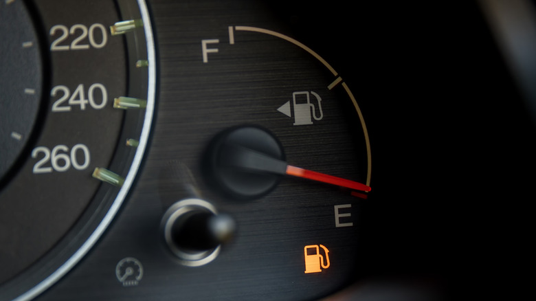 fuel warning light