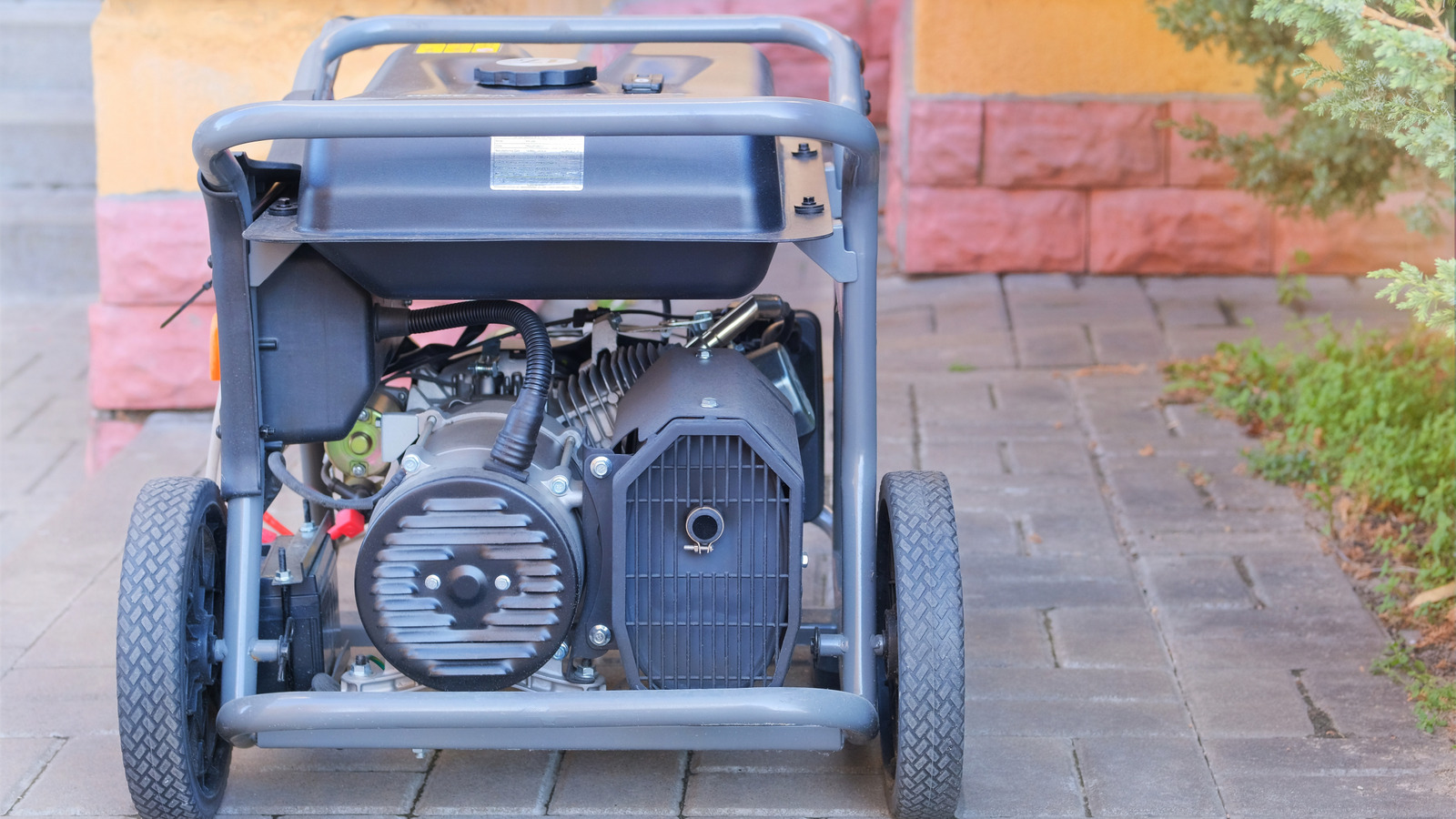 5 Things You Should Never Plug Into A Generator