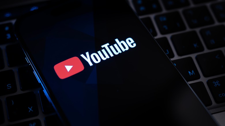 The YouTube app logo