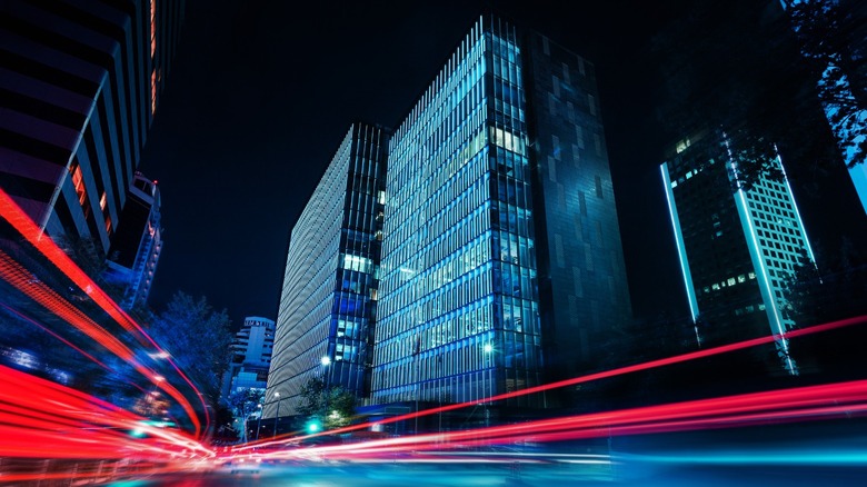 city night long exposure