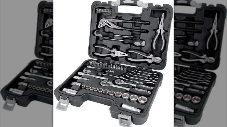 Amazon Basics 65-piece tool kit