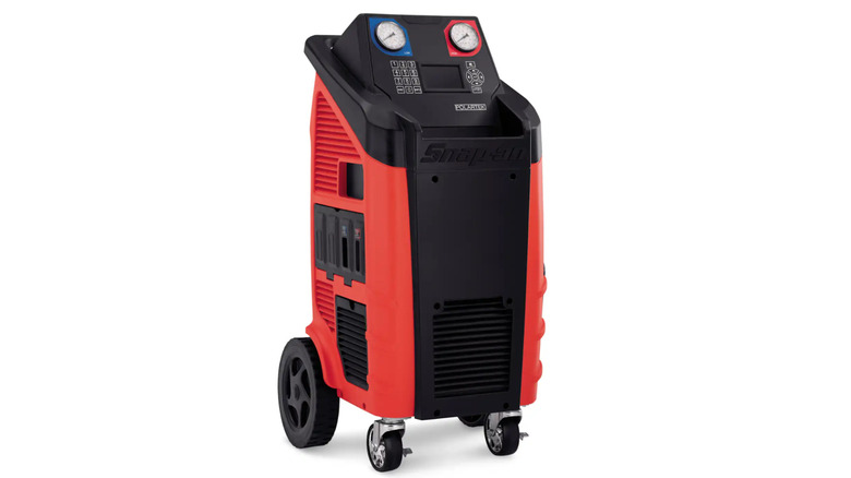 PolarTek ECO A/C Machine from Snap-on against white background