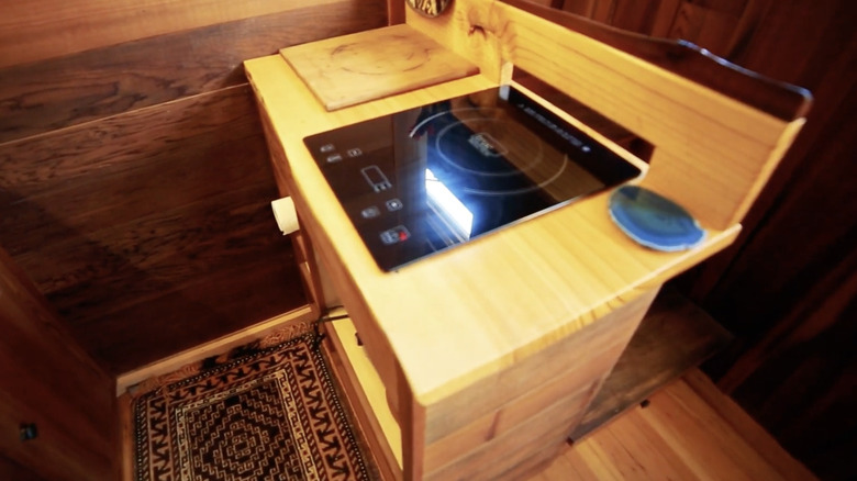 induction cooker kitchen