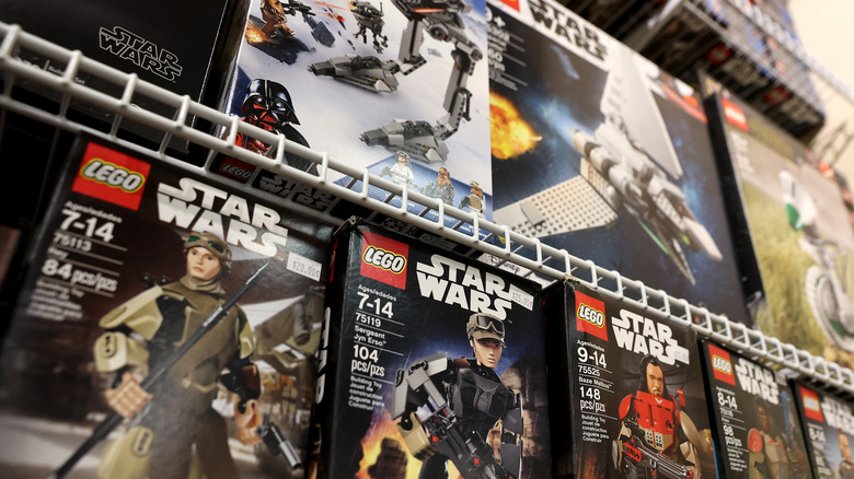 lego star wars sets on shelves