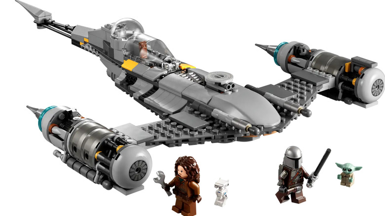The Mandalorian's N-1 Starfighter lego set