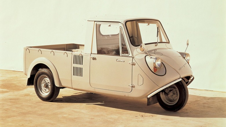 Mazda K360 three-wheeled truck