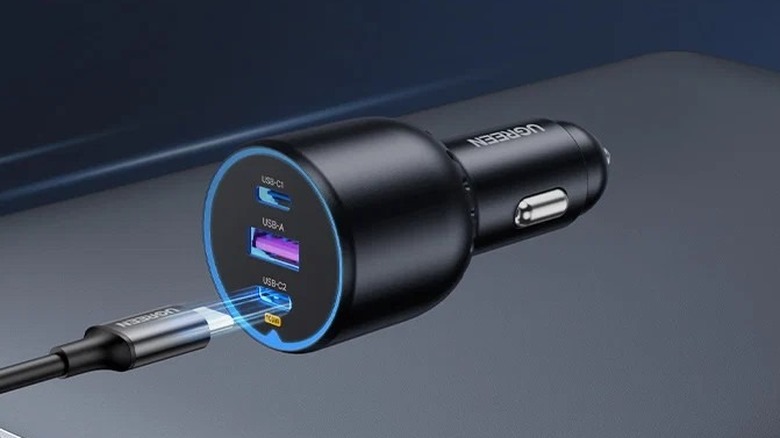The UGREEN 130W USB-C Car Charger