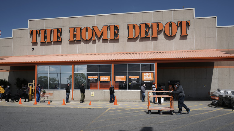 Home Depot storefront