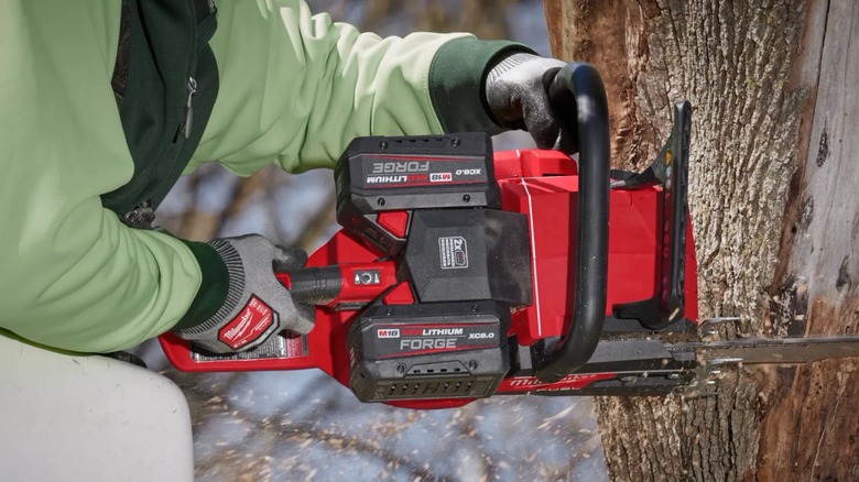 milwaukee tool battery m18 redlithium chainsaw
