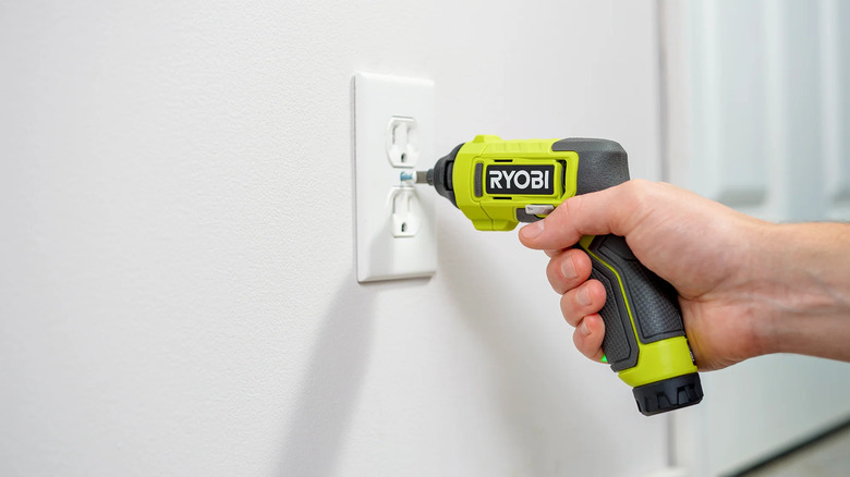 Ryobi USB Lithium multi-head screwdriver in action