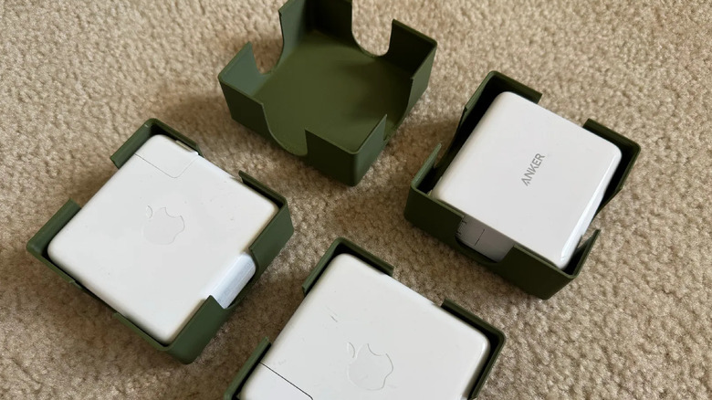 Gridfinity MacBook charging brick holder