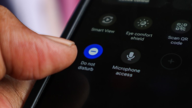 Do not disturb mode on a phone screen