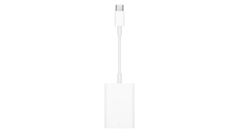Apple USB-C to SD card reader on display