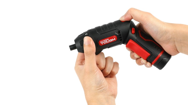 HyperTough rotating screwdriver