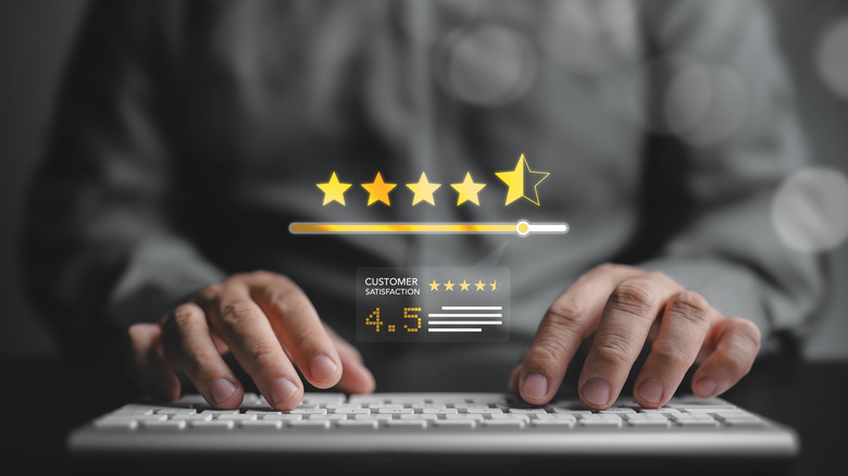 Person leaving a review online