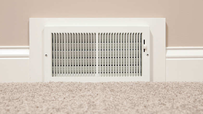 5 Warning Signs That Extreme Heat Is Killing Your Home's AC