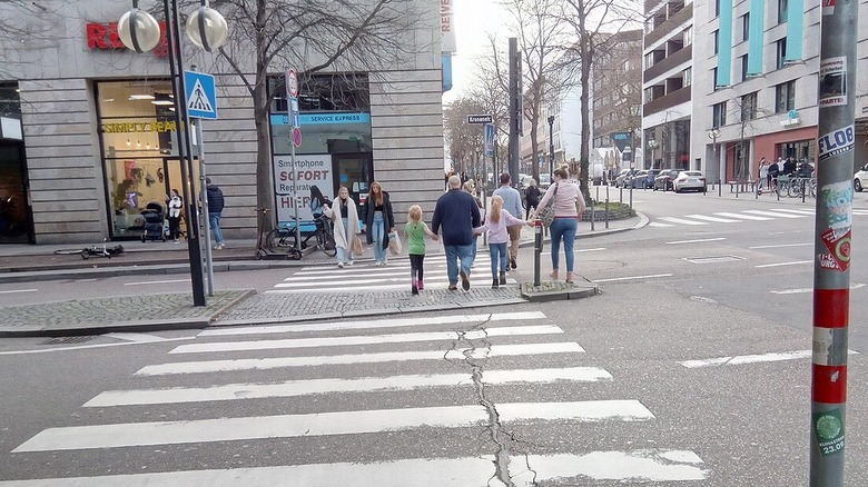 Pedestrians at a crosswalk in Stuttgart
