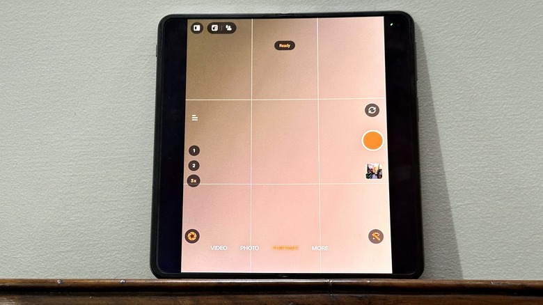 Gridlines in camera app.