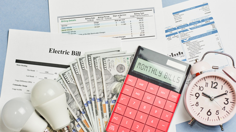 electric bill light bulb calculator