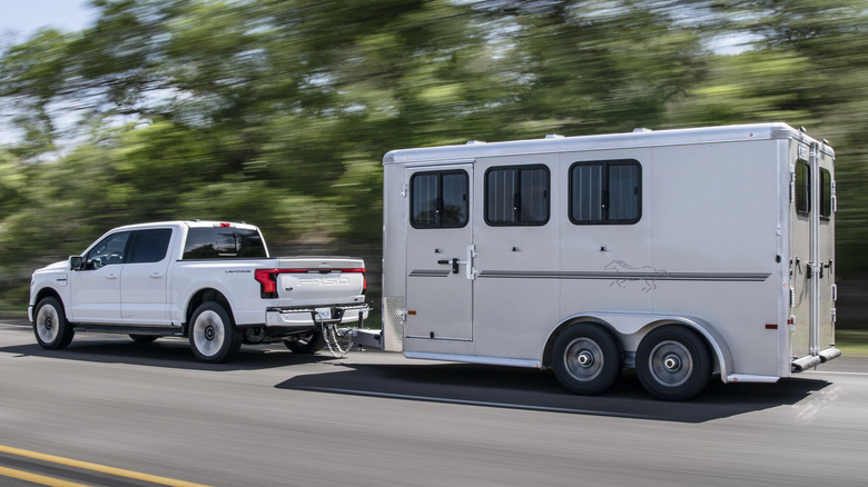 Ford F-150 Lightning Towing