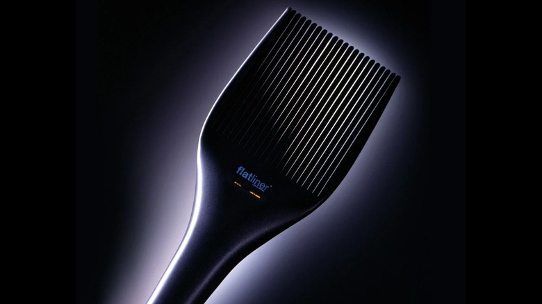 Brian Drumm Flatliner comb designed by Jony Ive